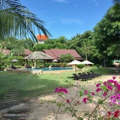 Отель Baan Laem Noi Villas фото 10