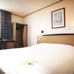 Campanile Hotel Breda in Breda, Netherlands from 84$, photos, reviews - zenhotels.com guestroom photo 2