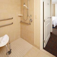 Отель Residence Inn by Marriott Columbus Downtown США, Колумбус - отзывы, цены и фото номеров - забронировать отель Residence Inn by Marriott Columbus Downtown онлайн ванная