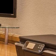 Отель Super 8 by Wyndham Lindsay Olive Tree сейф в номере