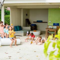 Отель Holiday Inn Resort Kandooma Maldives с домашними животными