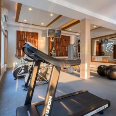 Bhukitta Hotel & Spa фитнесс-зал фото 3