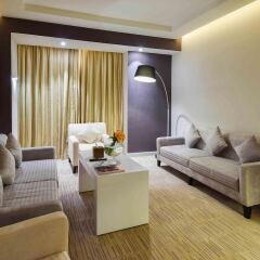 Отель Novotel Suites Riyadh Dyar комната для гостей фото 3