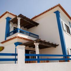 Ericeira Chill Hill Hostel & Private Rooms - Sea Food пляж