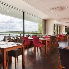 Отель Hilton Helsinki Kalastajatorppa питание