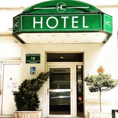 Hotel Continental Gare du Midi банкомат