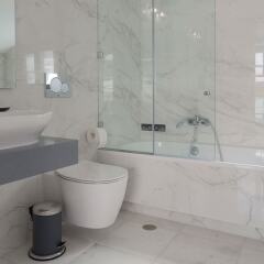 Отель Petal Apartments Греция, Афины - отзывы, цены и фото номеров - забронировать отель Petal Apartments онлайн ванная