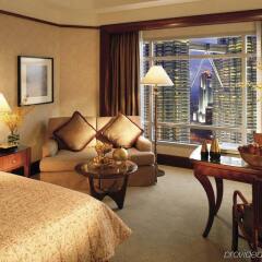 Отель Mandarin Oriental Kuala Lumpur комната для гостей фото 2