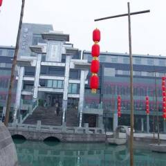 Отель Chengdu Folk Inn бассейн фото 2