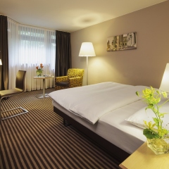 Mövenpick Hotel München-Airport комната для гостей фото 8