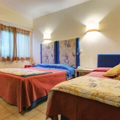 Hotel Villamare Фонтане-Бьянке сейф в номере