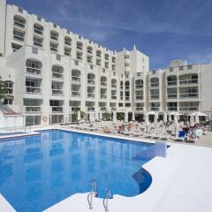 Отель MS Aguamarina Suites бассейн