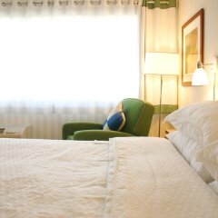 Отель Four Points by Sheraton Columbus Ohio Airport США, Колумбус - отзывы, цены и фото номеров - забронировать отель Four Points by Sheraton Columbus Ohio Airport онлайн комната для гостей фото 4
