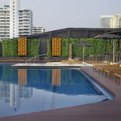 Отель The Westin Grande Sukhumvit, Bangkok бассейн фото 3