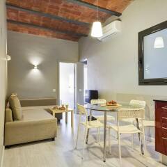 Отель Ding Dong Fira Apartments Испания, Барселона - отзывы, цены и фото номеров - забронировать отель Ding Dong Fira Apartments онлайн комната для гостей фото 5
