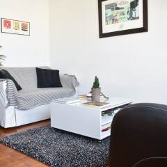 Апартаменты Top Floor 1 Bedroom Apartment Near Gare de Lyon интерьер отеля