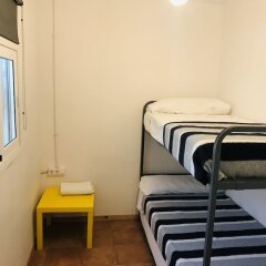 Отель Mucha Masia Hostel Rural-Urbà Испания, Эль-Прат-де-Льобрегат - отзывы, цены и фото номеров - забронировать отель Mucha Masia Hostel Rural-Urbà онлайн в номере