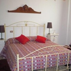 Отель B&B Palazzo Strassoldo Прамаджоре комната для гостей фото 2
