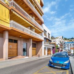 Отель Apartamento Vivalidays Es Blau Испания, Бланес - отзывы, цены и фото номеров - забронировать отель Apartamento Vivalidays Es Blau онлайн парковка