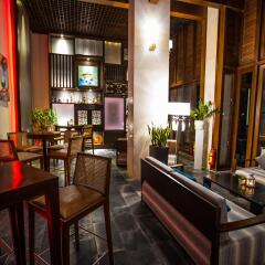 Отель Sunrise Premium Resort Hoi An гостиничный бар