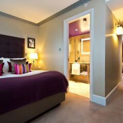 Отель Crowne Plaza London - The City комната для гостей