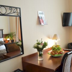 City Hotel West комната для гостей фото 5