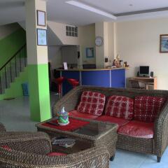 Отель Patong Palm Guesthouse интерьер отеля