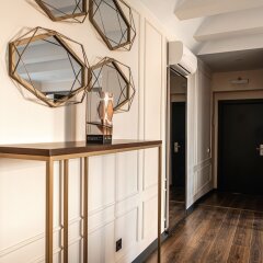 Апартаменты De Paris Apartments Киев сейф в номере
