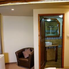 Nazareth Hostel Al Nabaa Израиль, Назарет - отзывы, цены и фото номеров - забронировать отель Nazareth Hostel Al Nabaa онлайн балкон