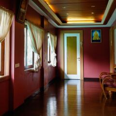 Saphan Krungthep Hostel интерьер отеля фото 2