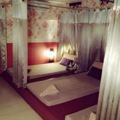 Moom Pon Khlai Hostel & Spa