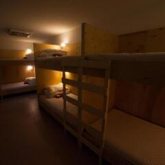 Хостел VELOHOSTEL Marata Стандартный номер с различными типами кроватей фото 26