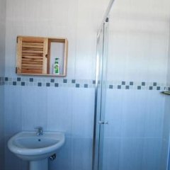 Lawu Le Ngwenya Guest House in Mhlambanyatsi, Swaziland from 46$, photos, reviews - zenhotels.com bathroom
