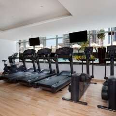 Отель TRYP by Wyndham Dubai фитнесс-зал