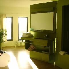 Lloyd Hotel в номере