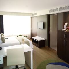Отель Park Plaza Sukhumvit Бангкок фото 2