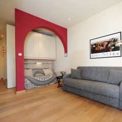 Отель Mini Suite Miro Five Stars Holiday House фото 17