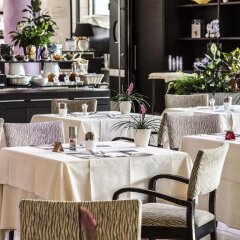 Отель Mercure San Biagio Генуя гостиничный бар