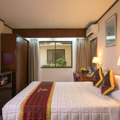 Asian Hotel комната для гостей