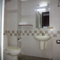 Отель Diva Guesthouse Нячанг ванная