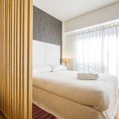 Апартаменты Urban District Apartments - Atocha Stylish with pool комната для гостей фото 3