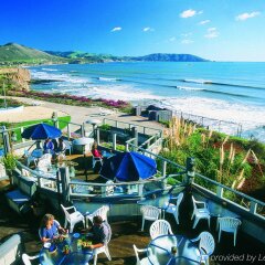 Отель Spyglass Inn пляж