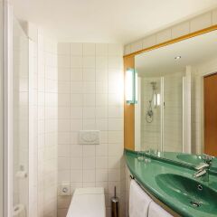 Отель ibis Wien City ванная