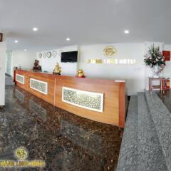 1001 Nights Hotel 27 Huong Tram бассейн