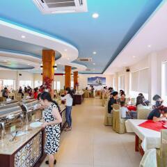 Отель HaiDuong Intourco Resort питание