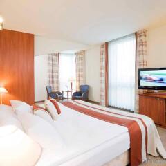 Отель Mercure Poznań Centrum Польша, Познань - 2 отзыва об отеле, цены и фото номеров - забронировать отель Mercure Poznań Centrum онлайн комната для гостей