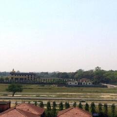 Отель Mirage Inn Непал, Лумбини - отзывы, цены и фото номеров - забронировать отель Mirage Inn онлайн приотельная территория