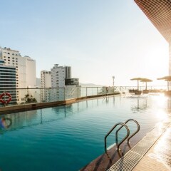 Muong Thanh Luxury Vien Trieu Hotel Нячанг бассейн фото 2