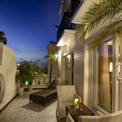 Golden Lotus Luxury Hotel балкон