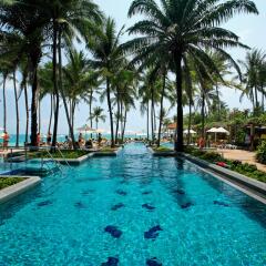 Отель Centara Grand Beach Resort Samui бассейн